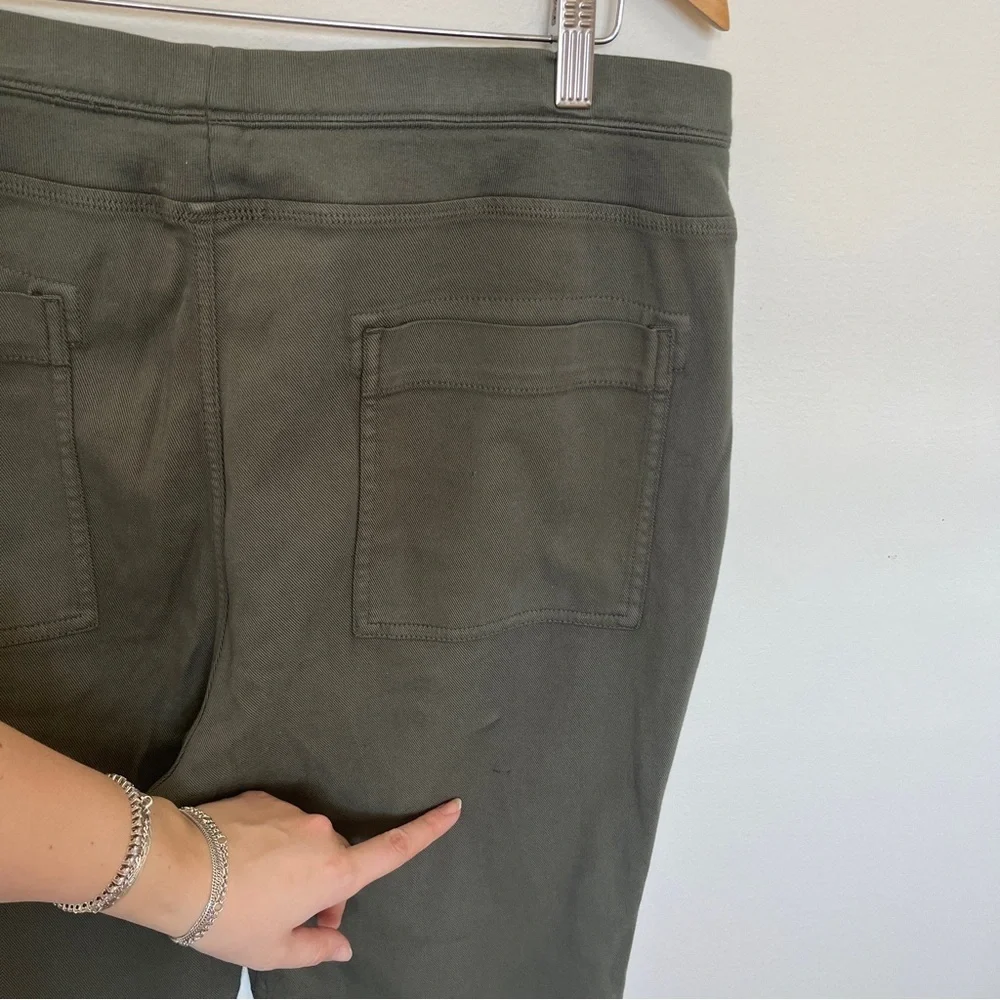 Standard James Perse Straight Leg Army Green Cargo Pants Size 4 XL